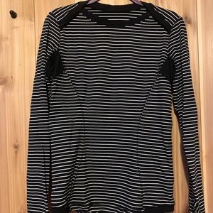 Lululemon long sleeve size 10